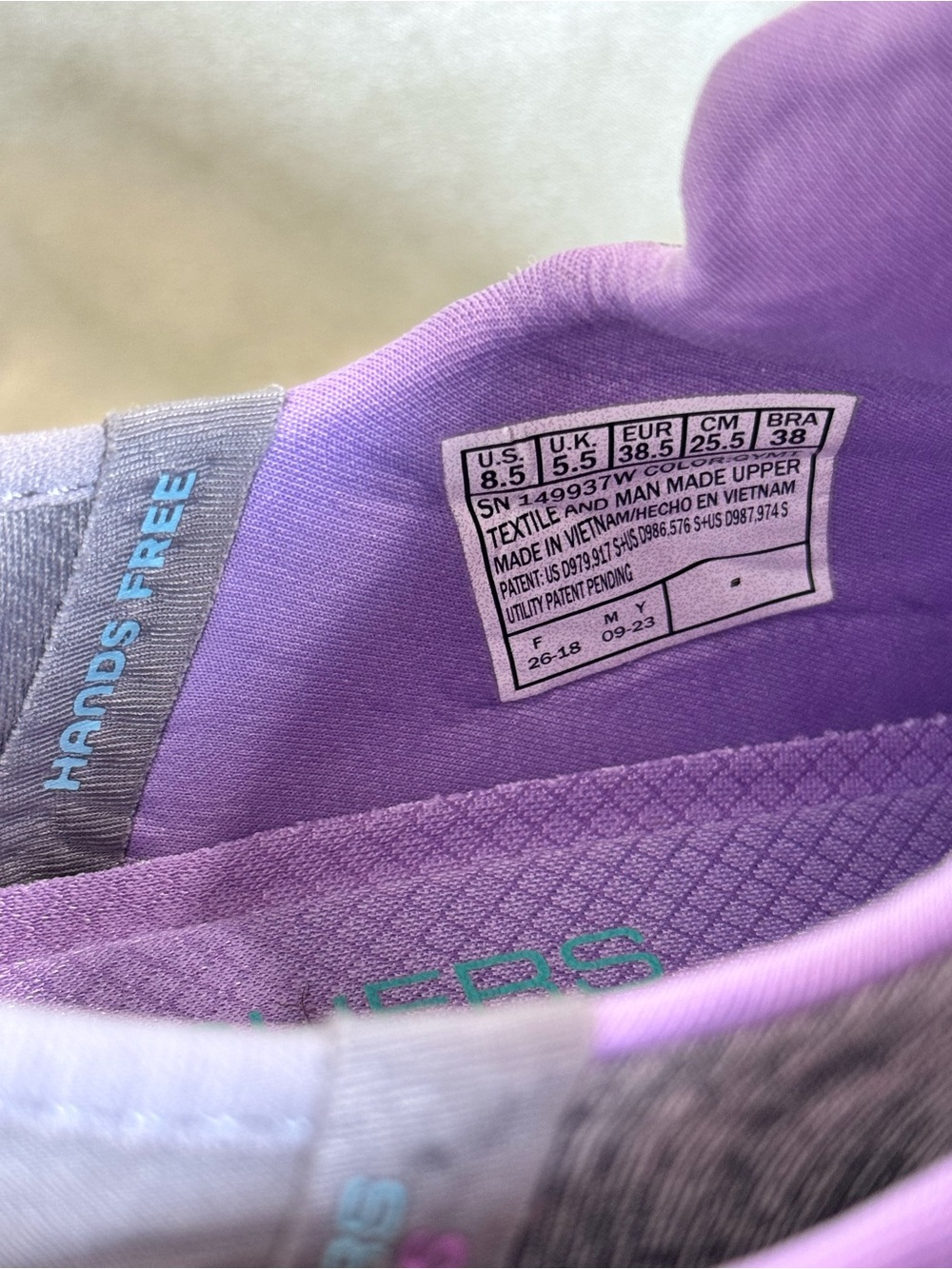 Skechers Slip Ins Women's Gray Athletic Sneakers with Lavender Accents size 8.5W - Picture 8 of 8